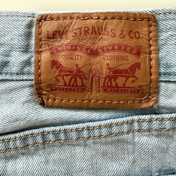 Levi’s Denim Mini Skirt - Picture 5 of 9